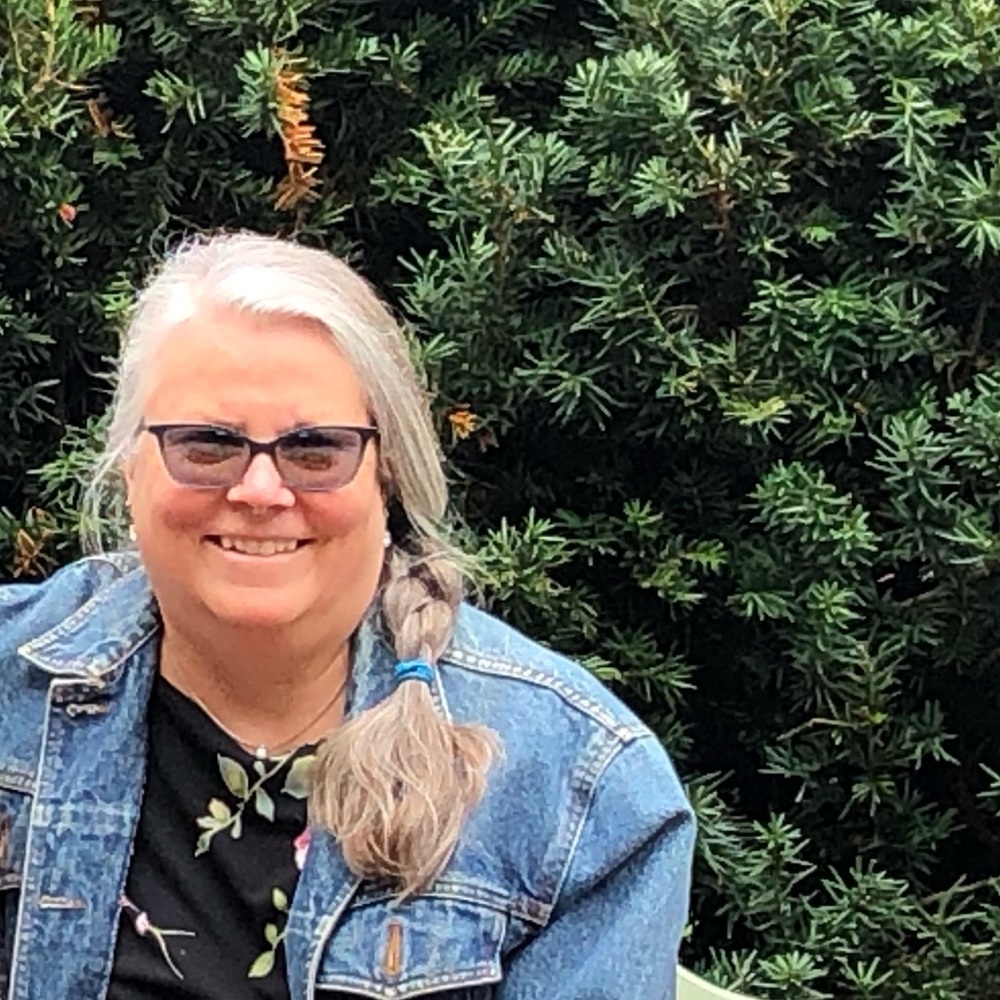 Meet your Posher, Debra